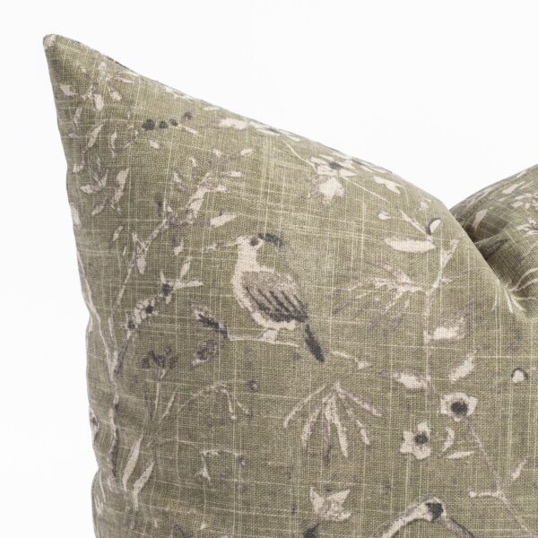 Cyprus 20x20 Pillow. Moss