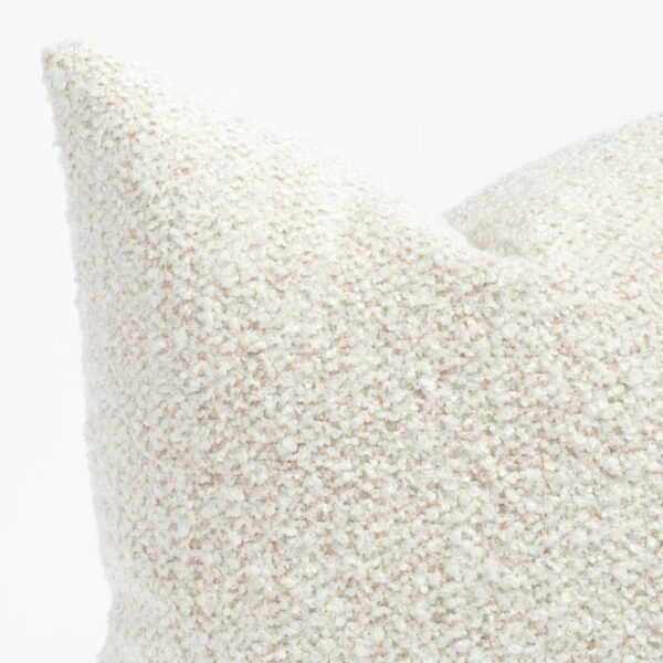 Fenwick 22x22 Pillow. Parchment